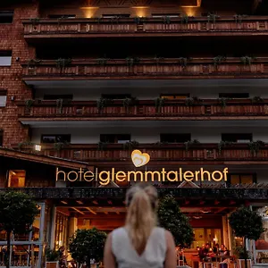 glemmtalerhof.saalbachhinterglemmhotels.com/