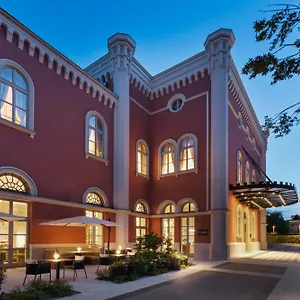 4* Hotel Imperial Riding School, Autograph Collection