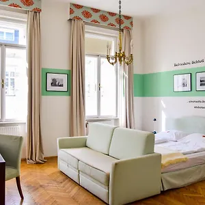 Hotel Riedl, Vienna