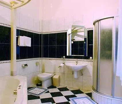 Hotel Goldene Spinne Viena