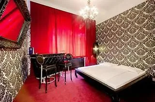 Hotel Goldene Spinne Vienne 3*,